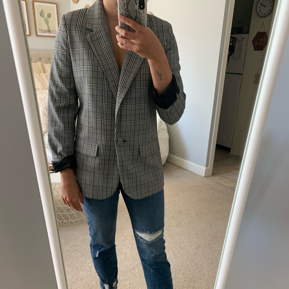 Oversized Checkered Blazer - Picture 2 of 2